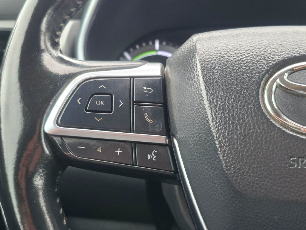 Used 2021 Toyota Highlander Platinum AWD/4WD image 27