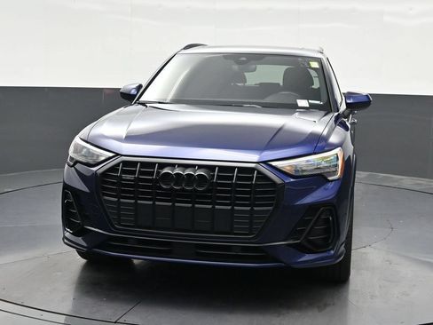 Used 2021 Audi Q3 2.0T Premium w/ Convenience Package AWD/4WD image 9