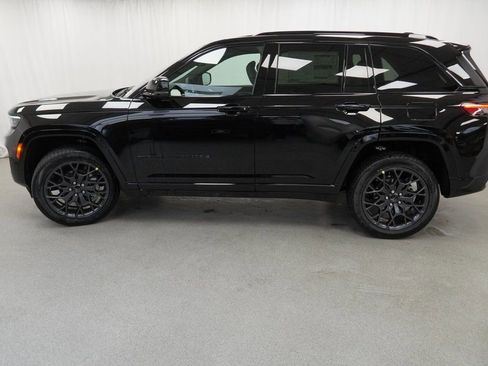 New 2025 Jeep Grand Cherokee Summit w/ Obsidian Package image 14