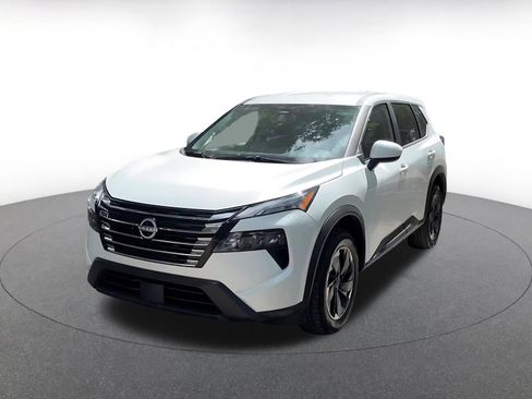Used 2025 Nissan Rogue SV AWD/4WD image 7