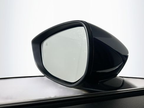 Used 2023 MAZDA CX-30 AWD 2.5 S w/ Select Package image 16