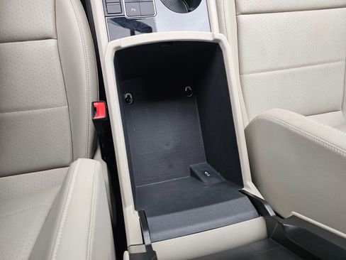 Used 2023 Volkswagen Atlas SE image 58