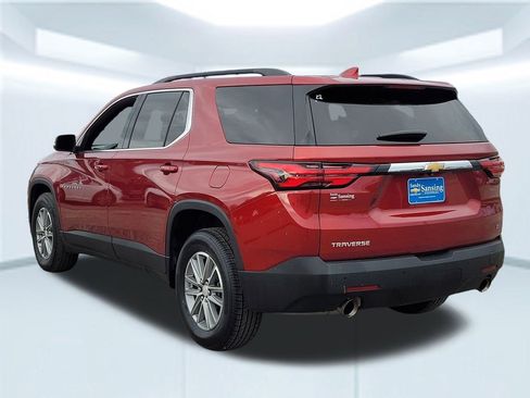 Used 2023 Chevrolet Traverse LT image 4