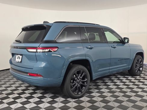 New 2026 Jeep Grand Cherokee Limited AWD/4WD image 4