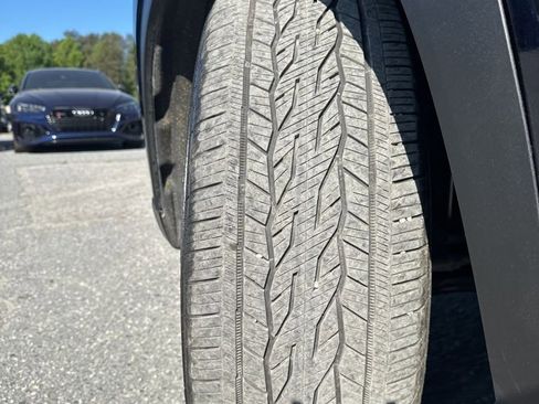 Used 2025 Toyota Grand Highlander AWD image 32