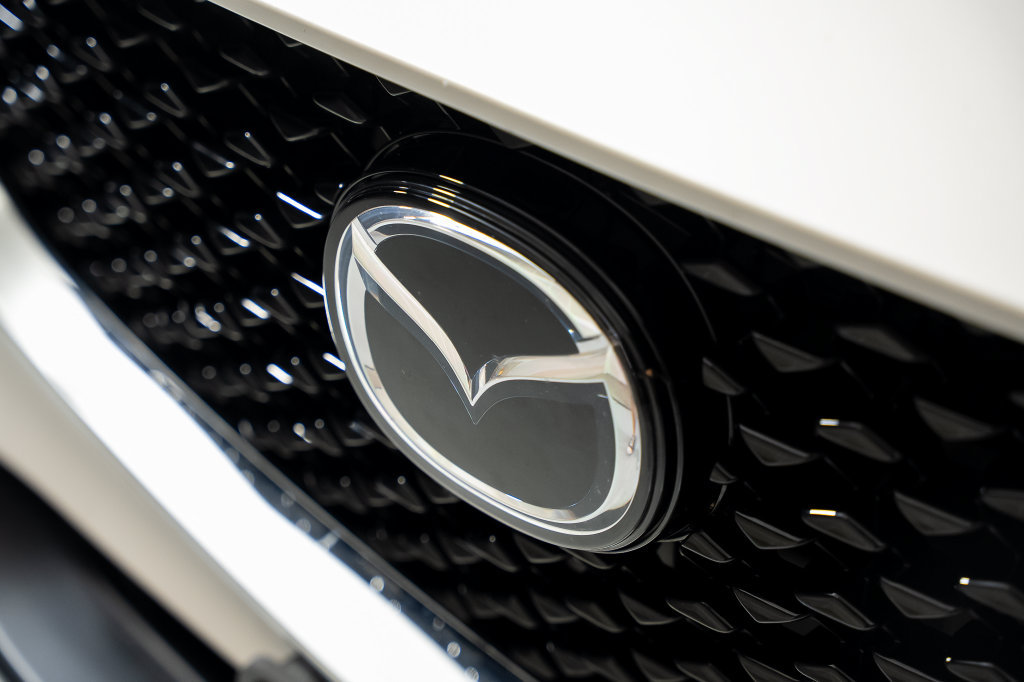 Used 2022 MAZDA CX-30 AWD 2.5 S w/ Premium Package image 18