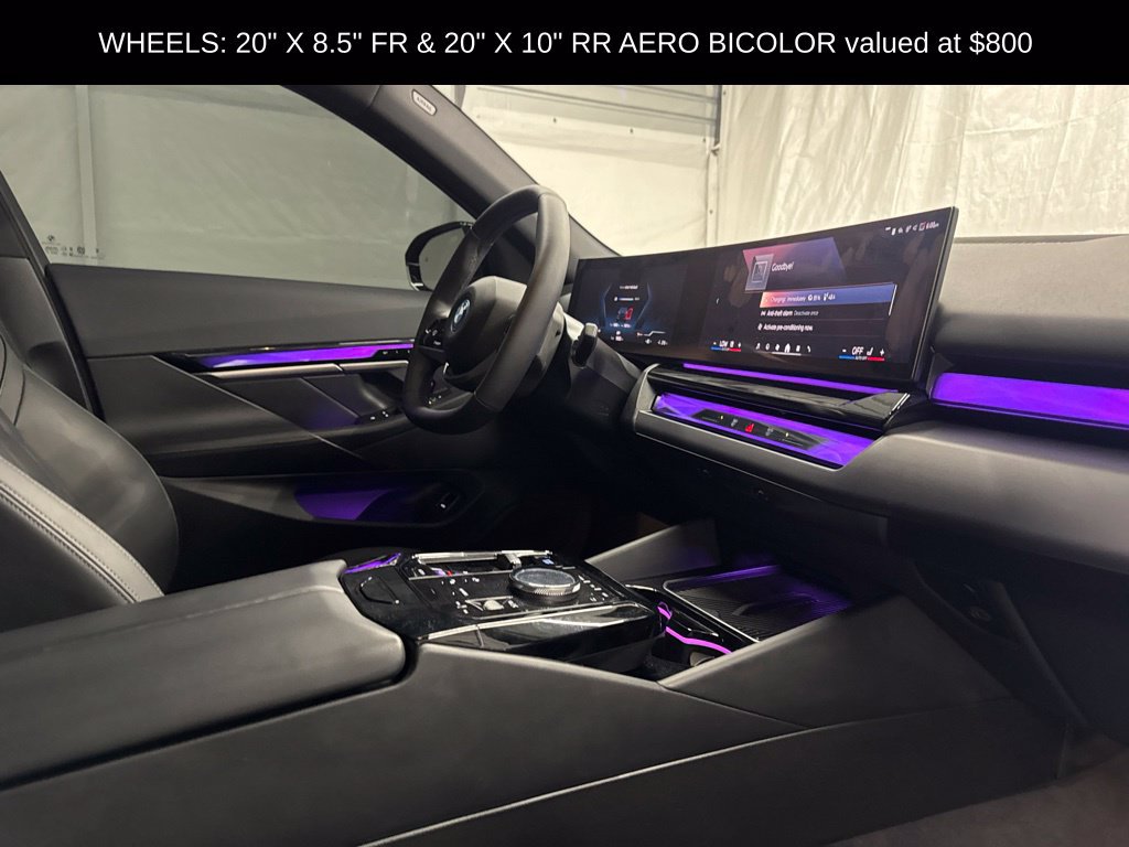 Used 2025 BMW i5 eDrive40i w/ Premium Package RWD image 3