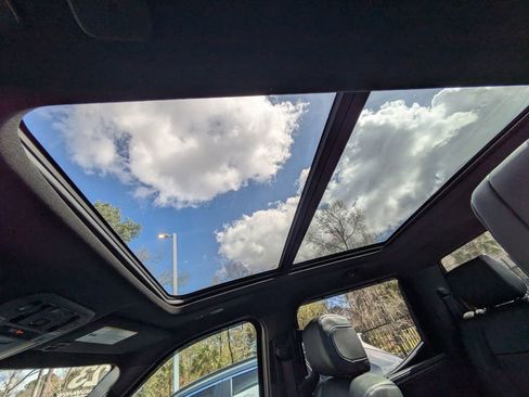 Used 2023 Toyota Tundra Platinum image 22