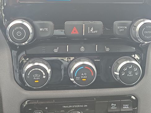 Used 2025 RAM 1500 Lone Star AWD/4WD image 17