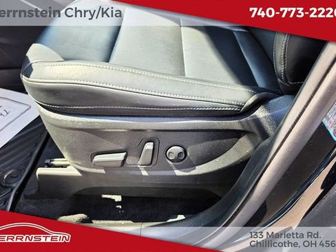 Used 2025 Kia Telluride S AWD/4WD image 15