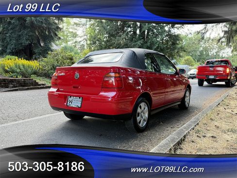 Used 2001 Volkswagen Cabrio GLX image 6