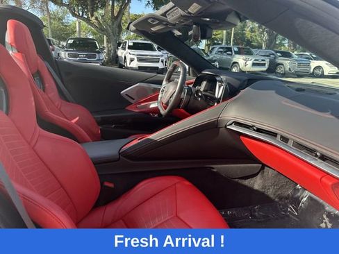 Used 2022 Chevrolet Corvette Stingray Premium Conv w/ Z51 Performance Package RWD image 30