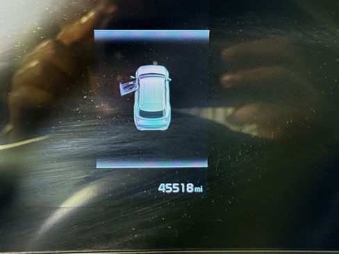 Used 2023 Kia Sportage EX FWD image 16