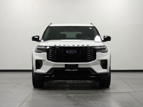 New 2026 Ford Explorer ST-Line w/ ST-Line Street Pack image 9