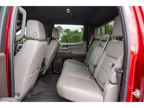 Used 2025 GMC Sierra 1500 SLT w/ SLT Premium Plus Package AWD/4WD image 14
