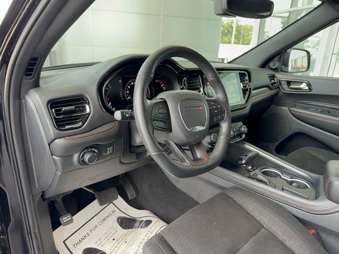 Used 2025 Dodge Durango GT w/ Blacktop Package RWD image 11