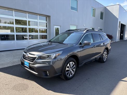 Used 2021 Subaru Outback Premium w/ Popular Package #1 AWD/4WD image 1