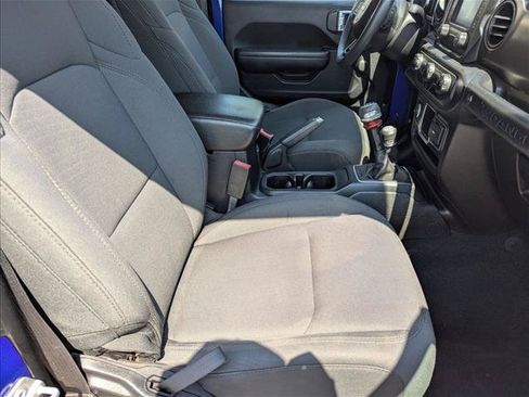 Used 2019 Jeep Wrangler Sport AWD/4WD image 20