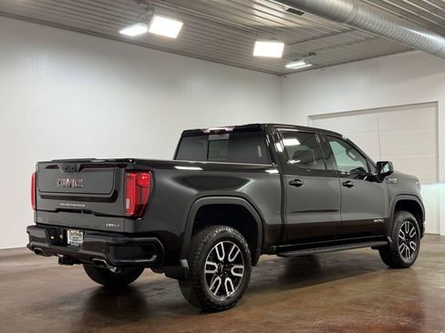 Used 2024 GMC Sierra 1500 AT4 w/ Technology Package AWD/4WD image 24
