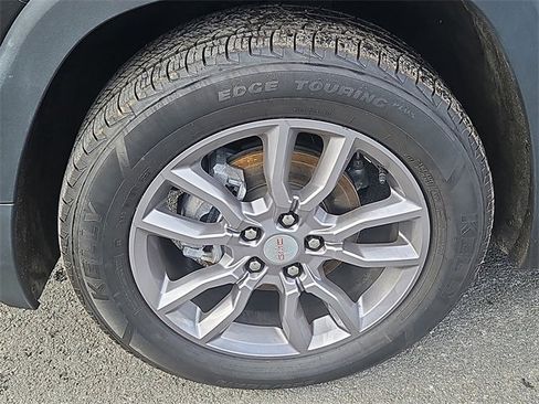 Used 2024 GMC Terrain SLT image 7