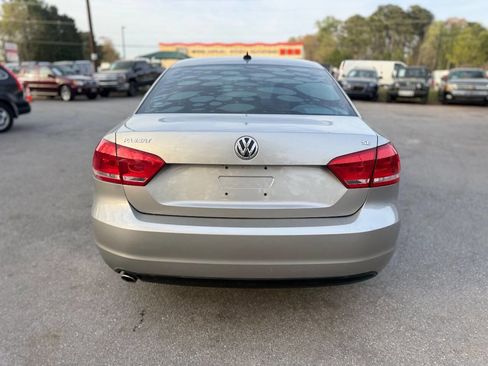 Used 2013 Volkswagen Passat 2.5 SE image 6