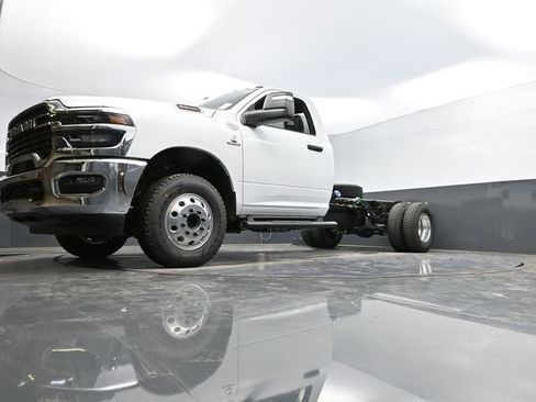 New 2026 RAM 3500 Tradesman image 42