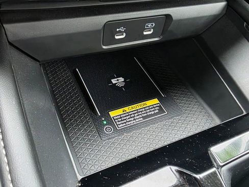 Used 2023 Honda Accord Touring image 38