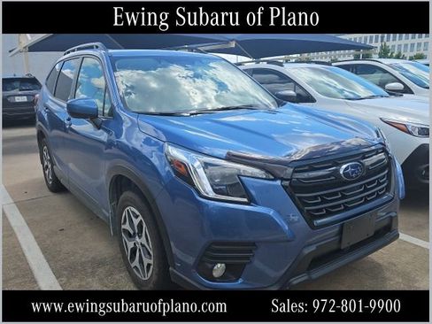 Used 2022 Subaru Forester Premium AWD/4WD image 1