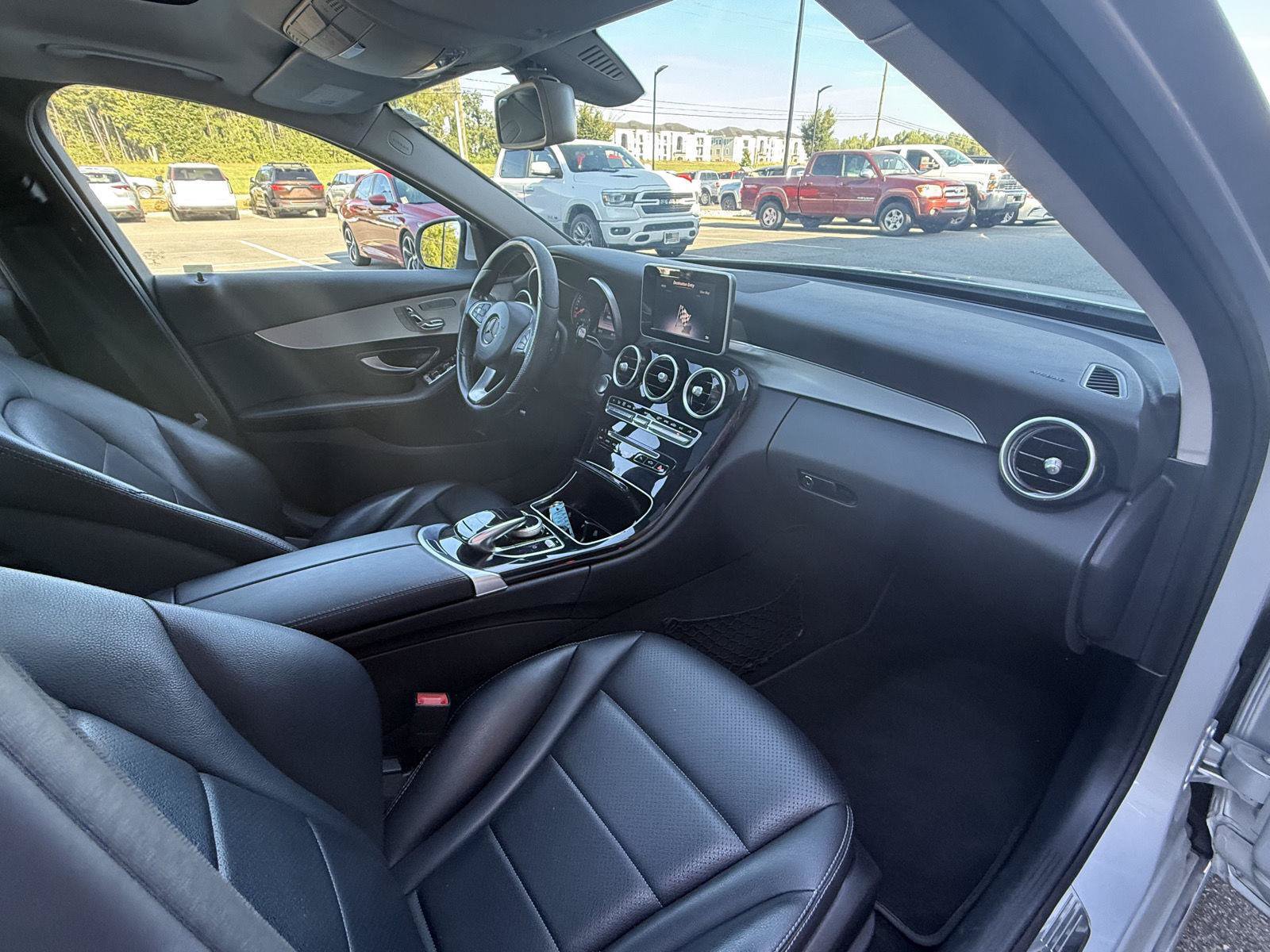 Used 2015 Mercedes-Benz C 300 Sedan image 19