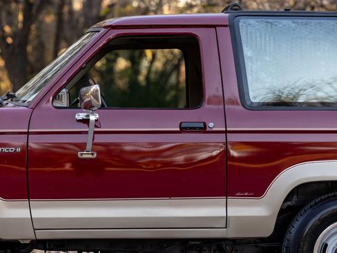 Used 1989 Ford Bronco II 4WD image 56