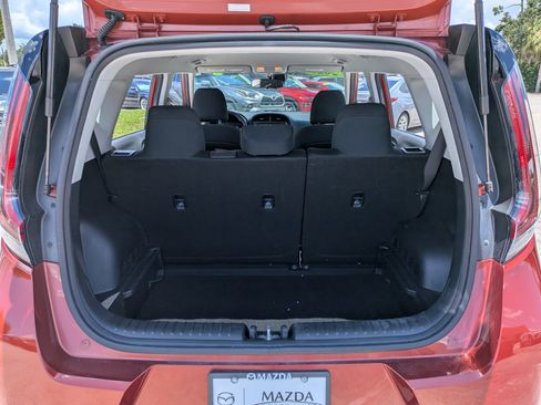 Used 2023 Kia Soul LX FWD image 13