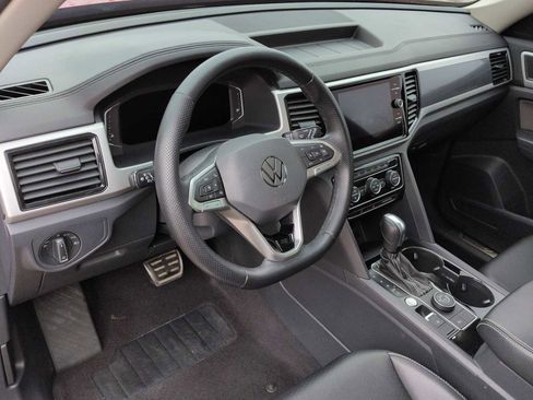 Used 2021 Volkswagen Atlas SEL R-Line image 10