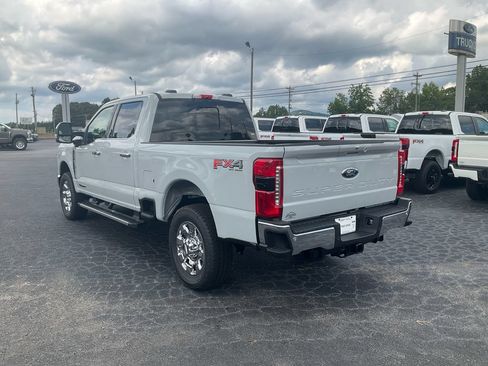 New 2026 Ford F250 Lariat w/ Chrome Package AWD/4WD image 7