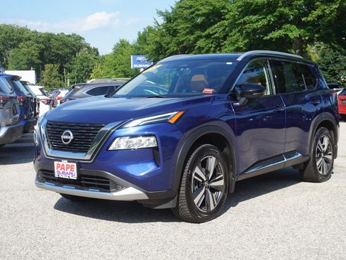 Used 2022 Nissan Rogue Platinum w/ Head-Up Display Package AWD/4WD image 1