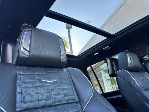 Certified 2026 Cadillac Escalade ESV Platinum Sport w/ LPO, ONYX Package image 19