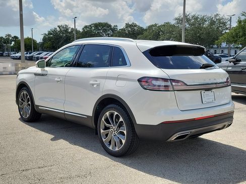 Certified 2023 Lincoln Nautilus Reserve FWD image 4