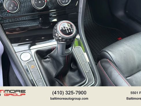Used 2018 Volkswagen GTI SE w/ SE Leather Package FWD image 4