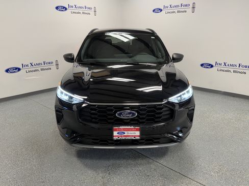 Used 2024 Ford Escape ST-Line w/ Tech Pack #1 AWD/4WD image 2