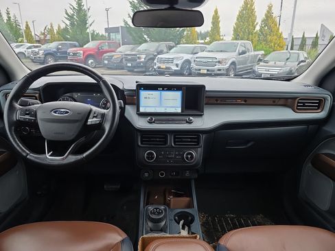 Used 2022 Ford Maverick Lariat FWD image 6