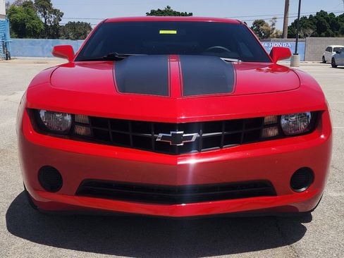 Used 2013 Chevrolet Camaro LS RWD image 2