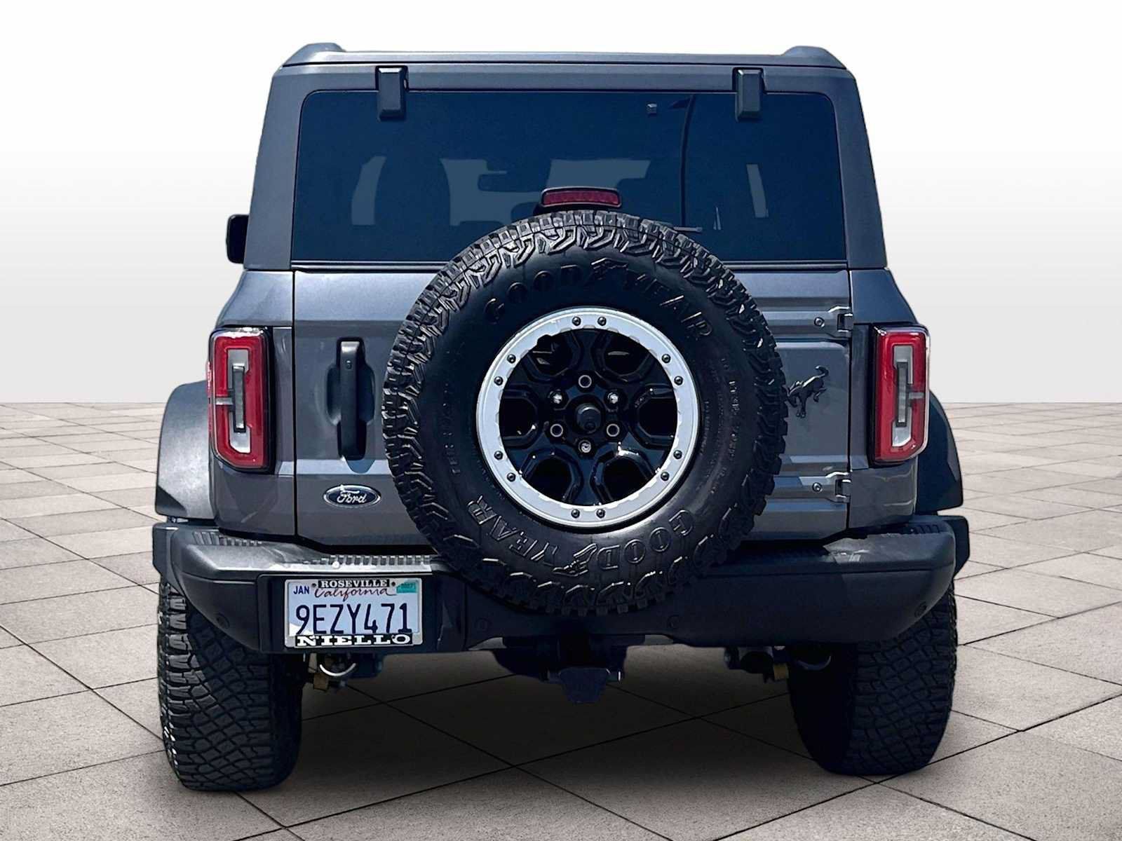 Used 2023 Ford Bronco Badlands w/ Sasquatch Package AWD/4WD image 7