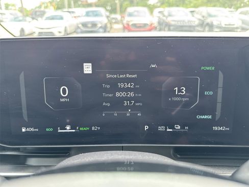 Used 2025 Kia Carnival SX w/ SX Dark Edition Package FWD image 15