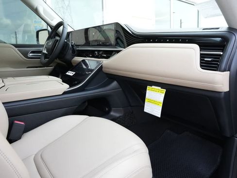 New 2026 INFINITI QX80 Pure w/ Cargo Package RWD image 22