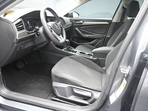 Used 2019 Volkswagen Jetta S w/ Driver Assistance Package FWD image 16