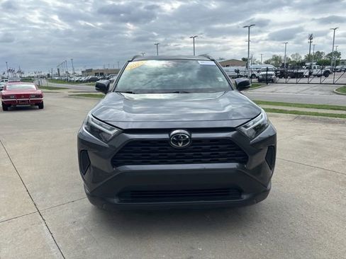 Used 2023 Toyota RAV4 XLE image 4