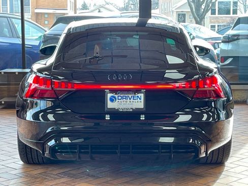 Used 2024 Audi e-tron GT Premium Plus w/ Performance Package image 9