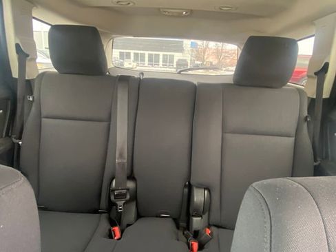 Used 2010 Dodge Journey SXT w/ Flexible Seating Group image 11