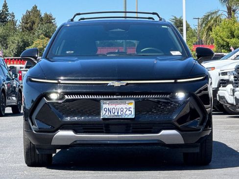 Used 2024 Chevrolet Equinox EV LT AWD/4WD image 9