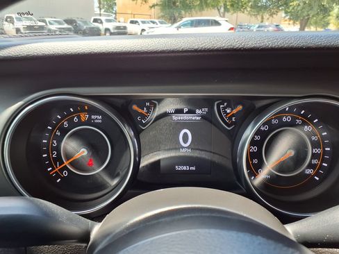 Used 2022 Jeep Gladiator Sport AWD/4WD image 22