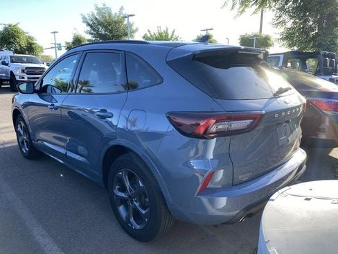 Used 2024 Ford Escape ST-Line AWD/4WD image 2
